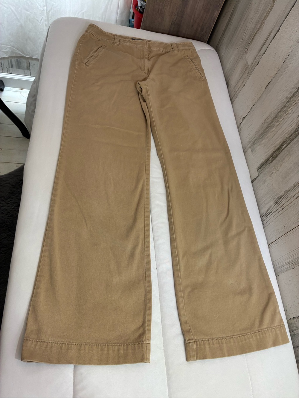 Ann Taylor Wide Leg Khaki-Tan Women’s s 6 pants